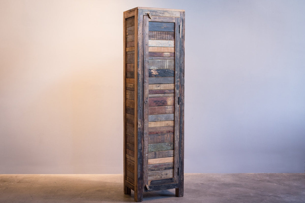 Armoire Almira une porte en bois recyclé — vue de face