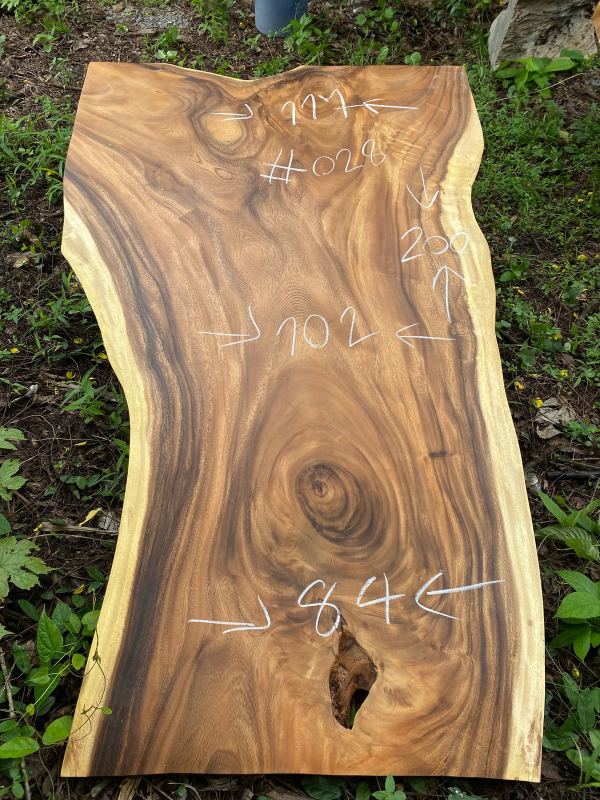 Slab (75") bois de Suar Live Edge