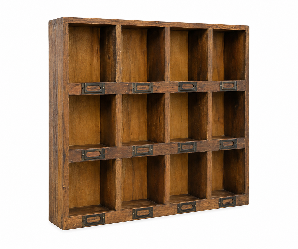 Rack à épices en bois recyclé vu de face, douze emplacements