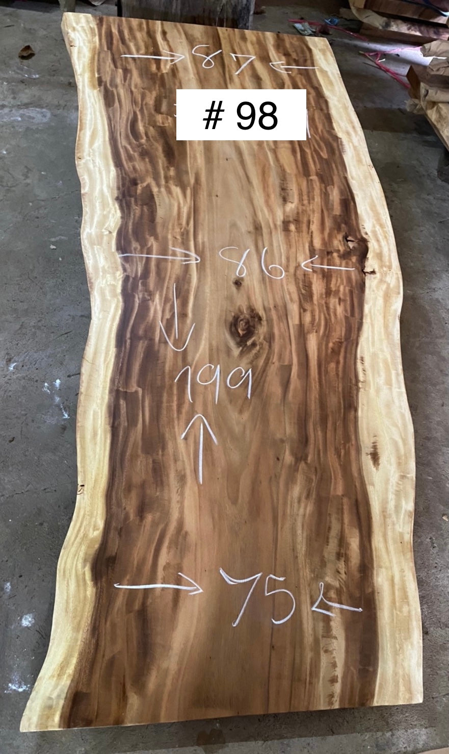 Slab (80") bois de Suar Live Edge