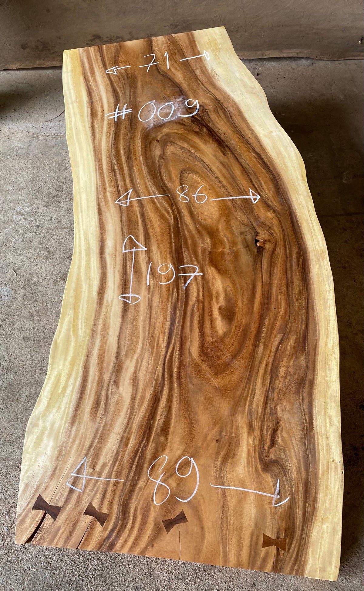 Slab (80") bois de Suar Live Edge