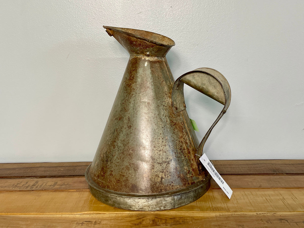 Pot antique en métal - Bois Déco Montréal