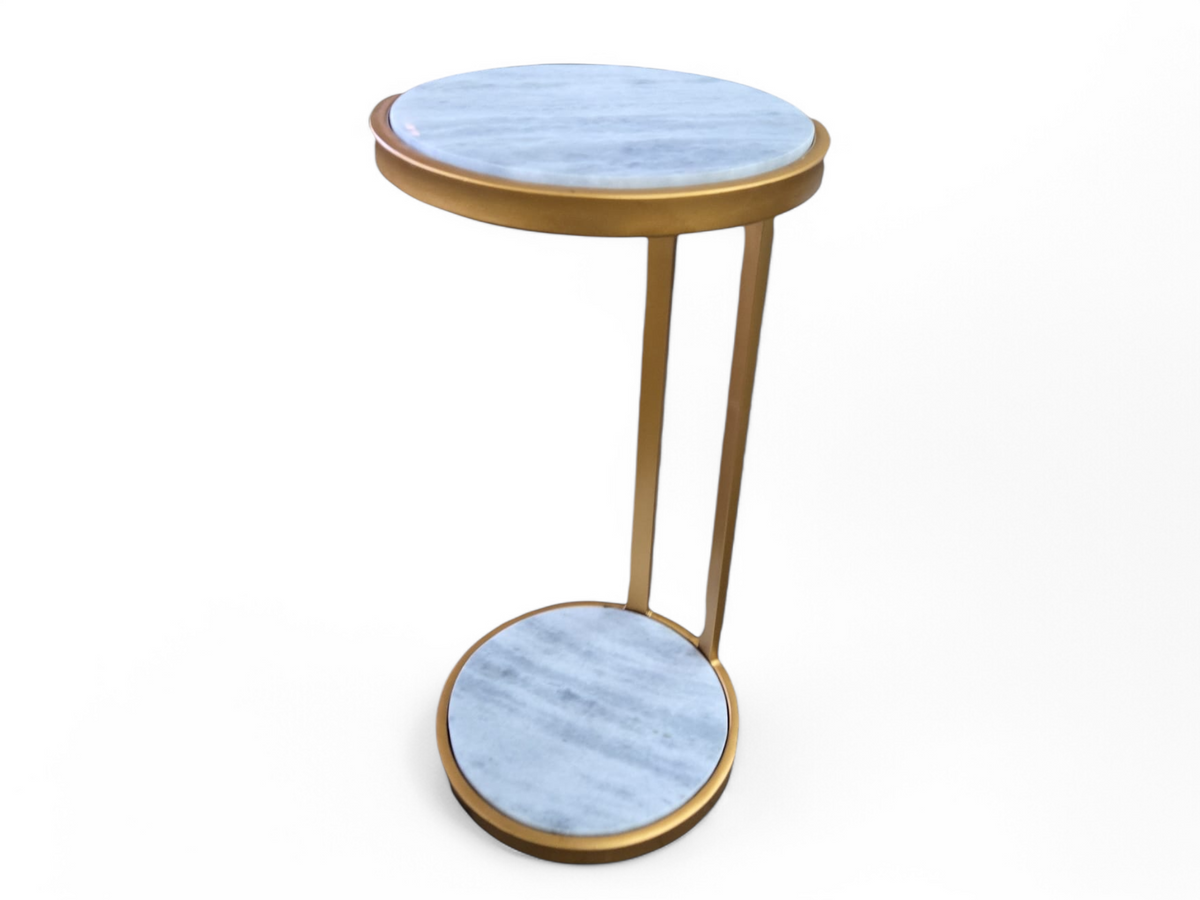Table d'appoint Clia vue de face, deux plateaux ronds en marbre sur métal cuivré