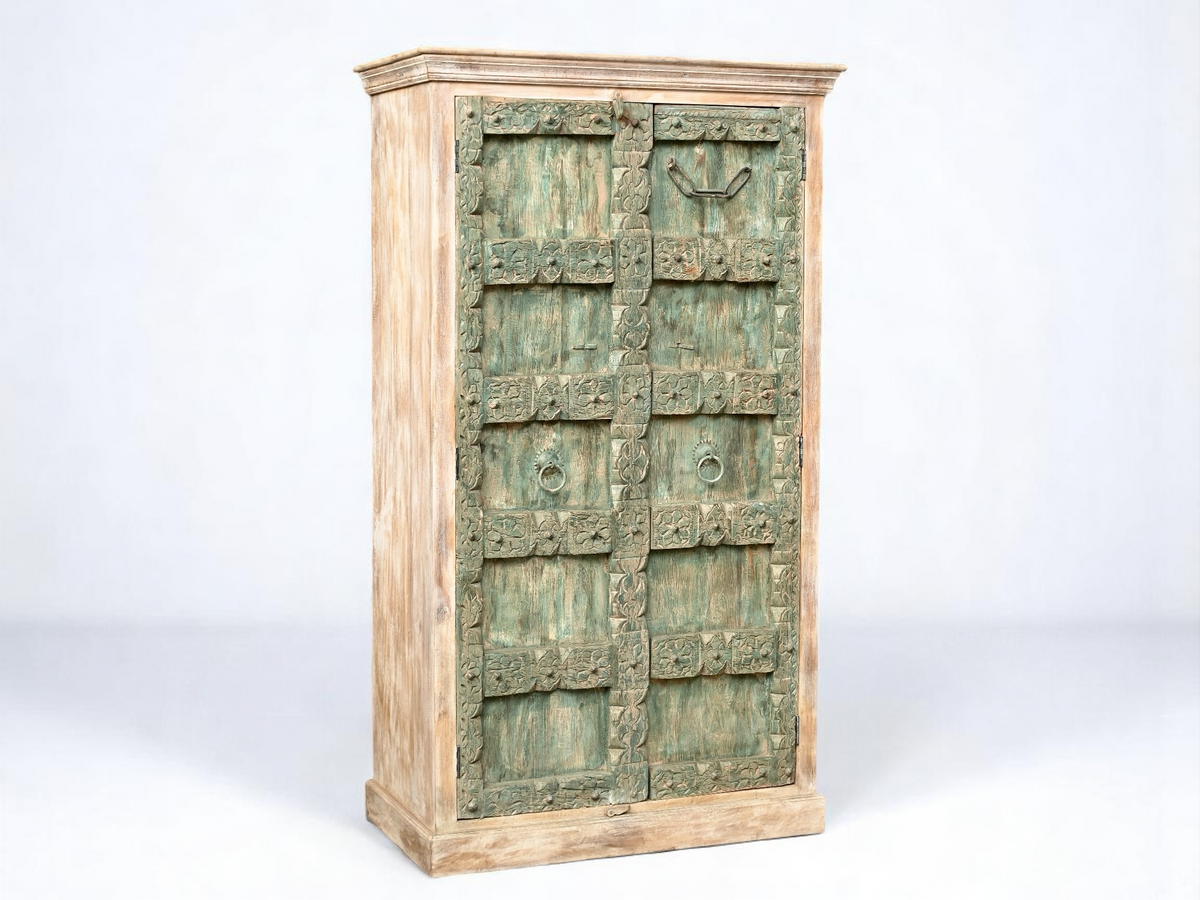 Armoires antique