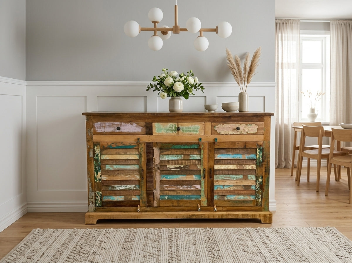 Buffet Saby en bois recyclé, trois tiroirs et trois portes