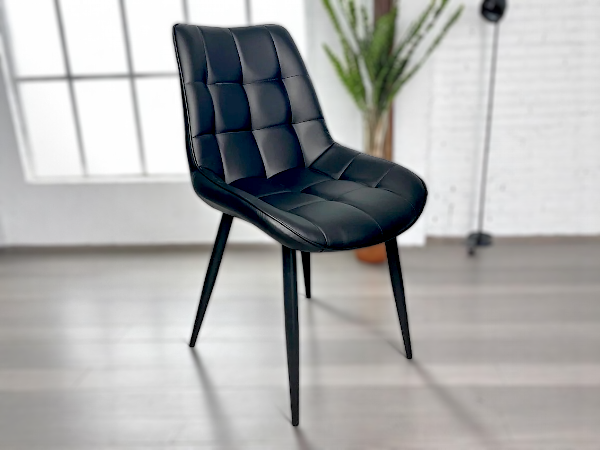 Chaise capitaine "Cuirette noir"
