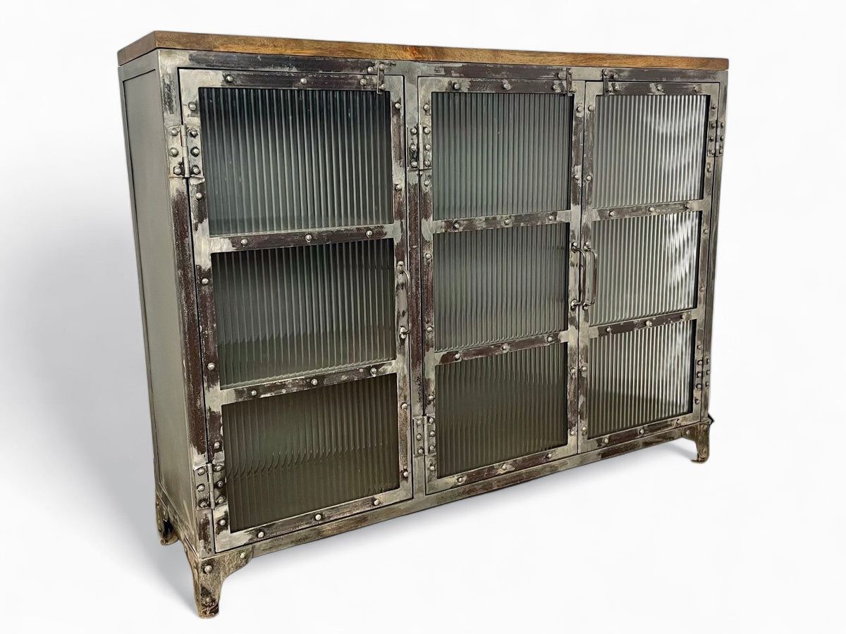 Cabinet Kali vu de trois quarts, dessus en bois de manguier