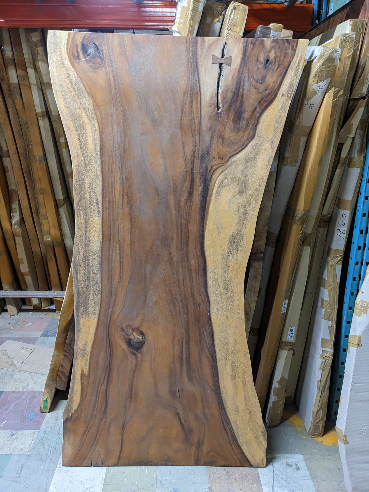 Slab de Suar Live Edge (70") - Bois Déco Montréal