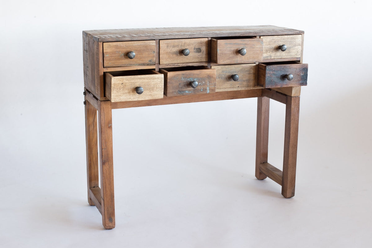 Console Pyaara en bois recyclé — en contexte
