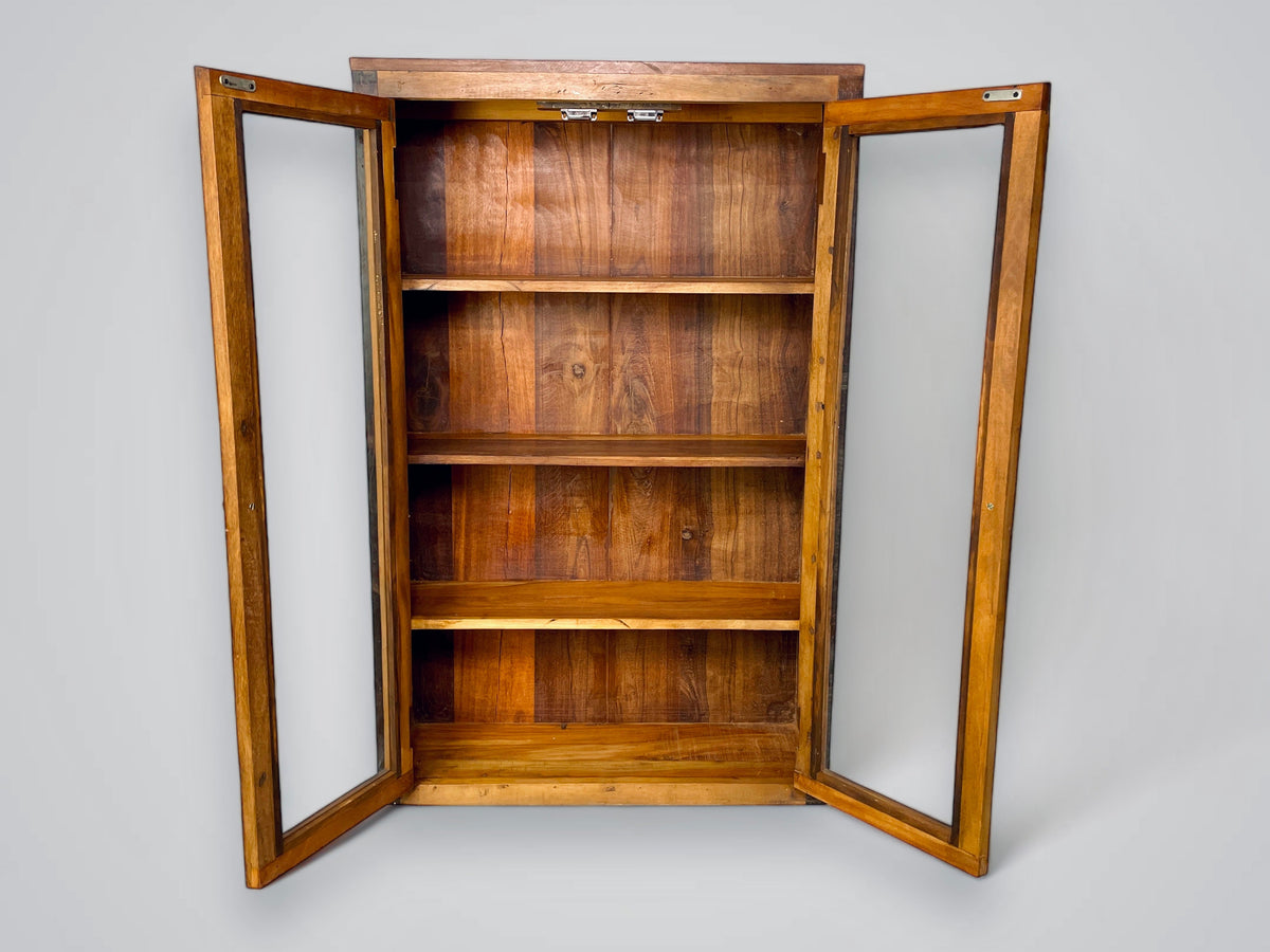 Vitrine murale en bois recyclé - Bois Déco Montréal